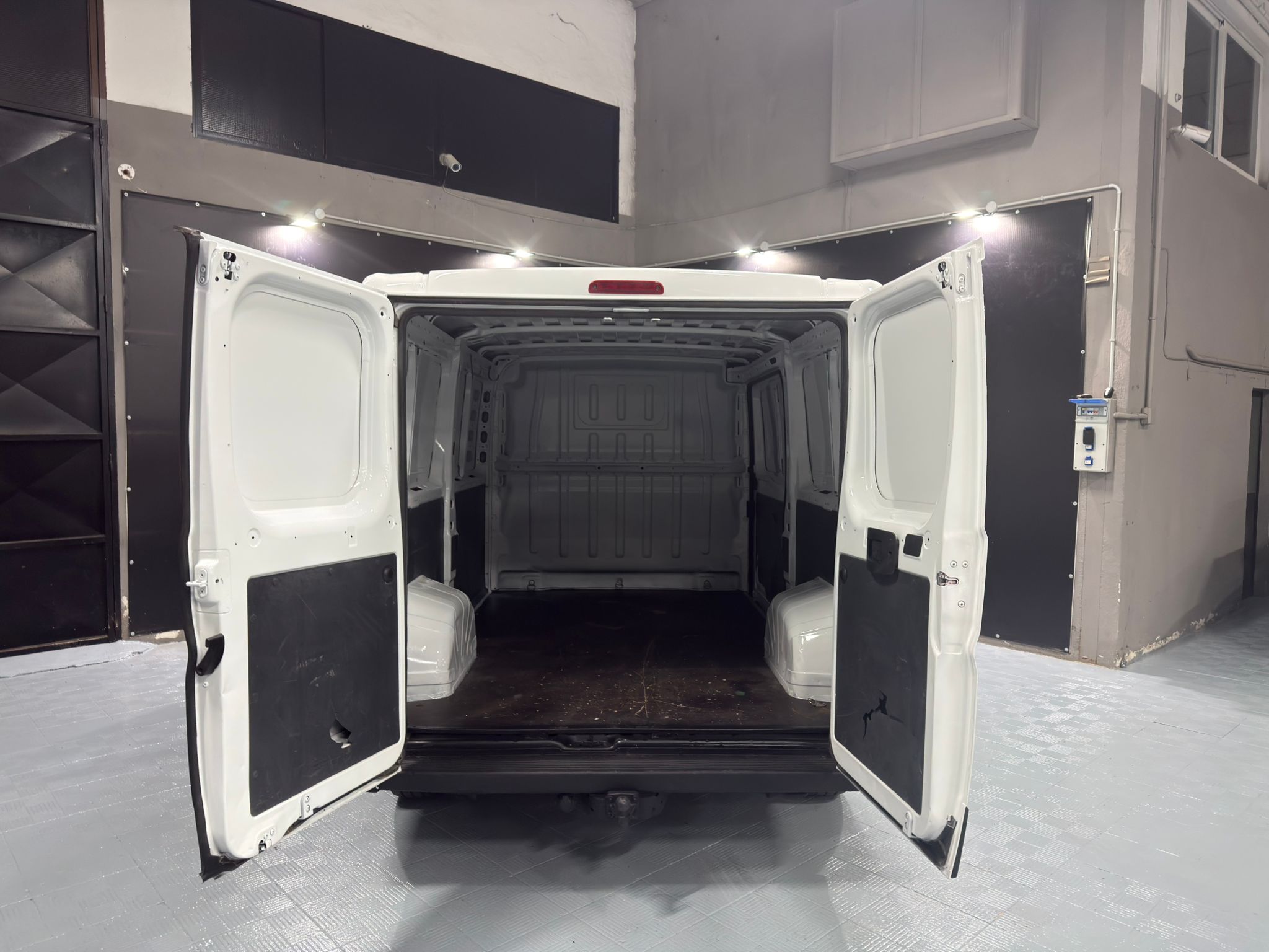 WhatsApp Image 2025-10-30 at 18.18.54 (3)